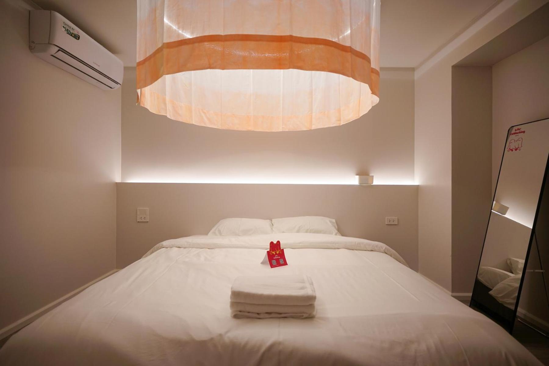 Abc Bangkok Rca Hotel Екстериор снимка